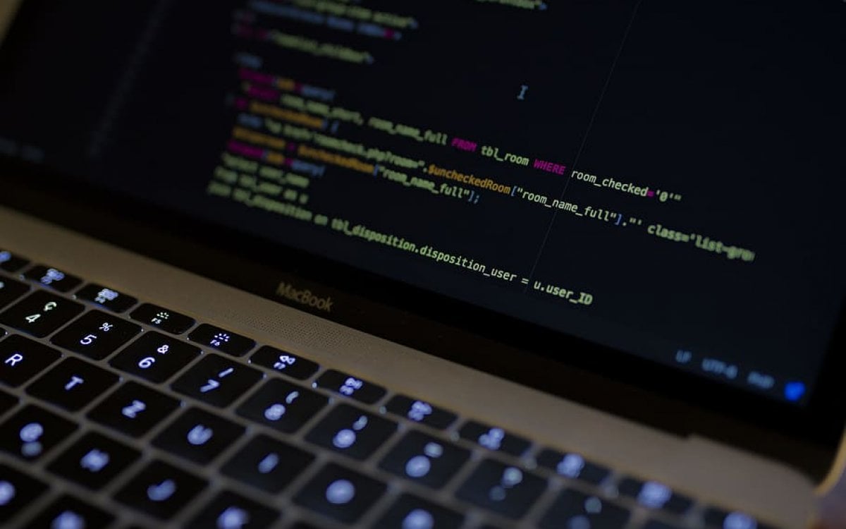 Beneficios de Administrar MySQl, PostreSQL y SQL en Google Cloud SQL. 